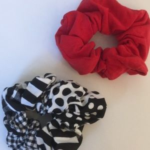 Scrunchies hair ties